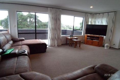 Photo of property in 1/22 Penzance Road, Mairangi Bay, Auckland, 0630