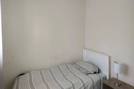 Photo of property in 1/29 Mon Desir Place, Manurewa, Auckland, 2102