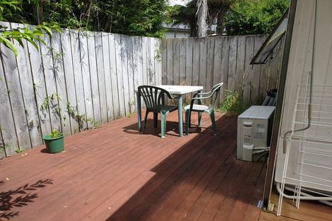 Photo of property in 38 Normanton Street, Glenfield, Auckland, 0629