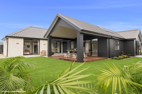 Photo of property in 77 Tamure Place, Ruakaka, 0116