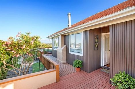 Photo of property in 81 Litten Road, Cockle Bay, Auckland, 2014