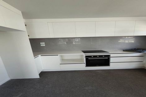 Photo of property in 31 Tiraumea Drive, Pakuranga, Auckland, 2010