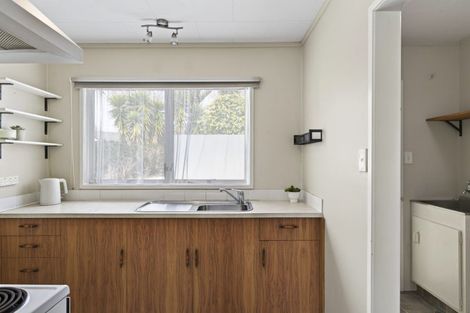 Photo of property in 4/311 Carrington Street, Vogeltown, New Plymouth, 4310