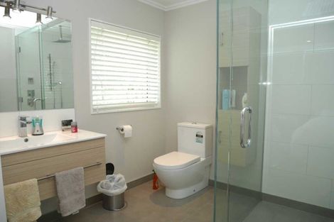 Photo of property in 36 San Priamo Place, Paraparaumu Beach, Paraparaumu, 5032
