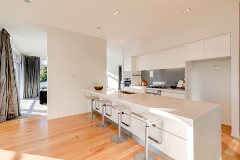 Photo of property in 118a Centaurus Road, Huntsbury, Christchurch, 8022