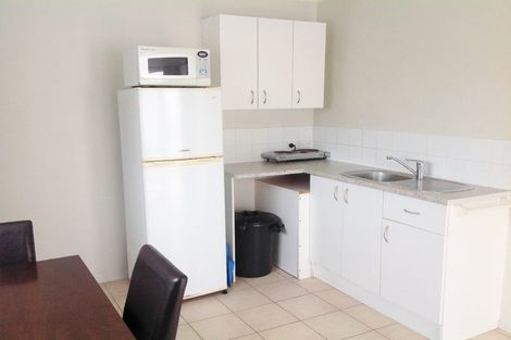 Photo of property in 9 Mahon Place, Papatoetoe, Auckland, 2025