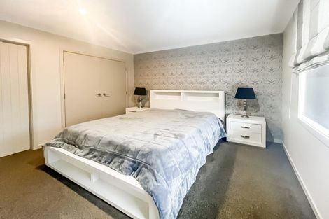 Photo of property in 86 Rosalie Terrace, Kelvin Grove, Palmerston North, 4414