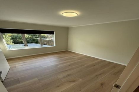 Photo of property in 81 Kemp Road, Massey, Auckland, 0614