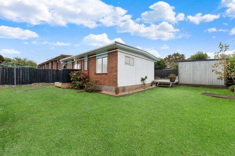 Photo of property in 4/83 Birkdale Road, Birkdale, Auckland, 0626