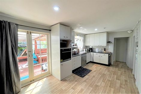 Photo of property in 9 Malcolm Place, Mangere East, Auckland, 2024