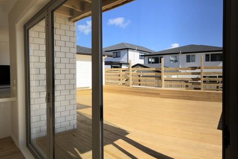 Photo of property in 11 Aklander Rise, Flat Bush, Auckland, 2019