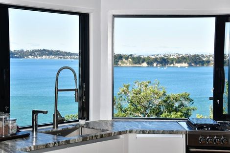 Photo of property in 86 Vipond Road, Stanmore Bay, Whangaparaoa, 0932