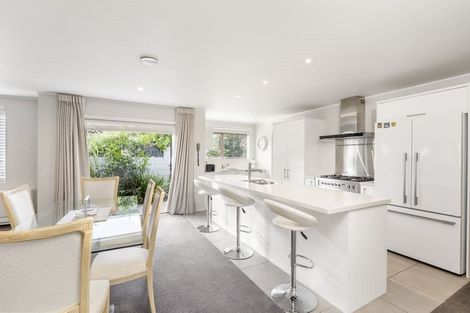 Photo of property in 30 Maxwelton Drive, Mairangi Bay, Auckland, 0630