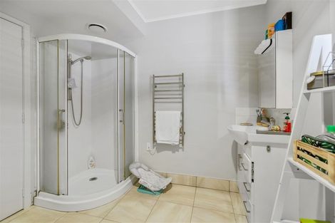 Photo of property in 42 Tiraumea Drive, Pakuranga, Auckland, 2010