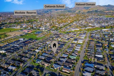 Photo of property in 12 Oakdene Place, Halswell, Christchurch, 8025