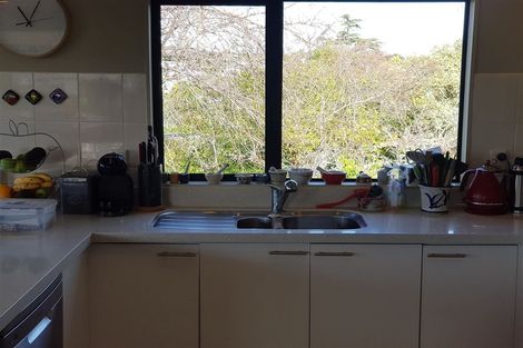 Photo of property in 2/9 Cashmere Place, Glenfield, Auckland, 0629