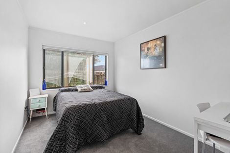 Photo of property in 44 Bermuda Place, One Tree Point, 0118