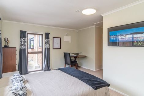 Photo of property in 43a Andrew Street, Waikanae, 5036