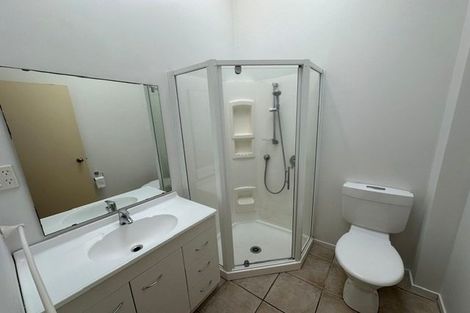 Photo of property in 4/89 Portage Road, New Lynn, Auckland, 0600