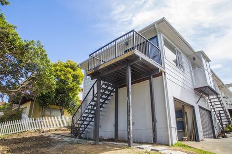 Photo of property in 1/9 Miraka Place, Birkenhead, Auckland, 0626