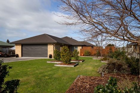 Photo of property in 21 Benner Drive, Ngatea, 3503