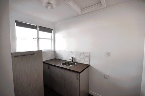 Photo of property in 16 Grant Crescent, Masterton, 5810