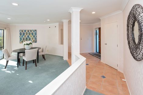 Photo of property in 17 Glencullen Place, Dannemora, Auckland, 2016