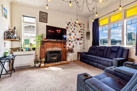 Photo of property in 1 Banff Street, Regent, Whangarei, 0112