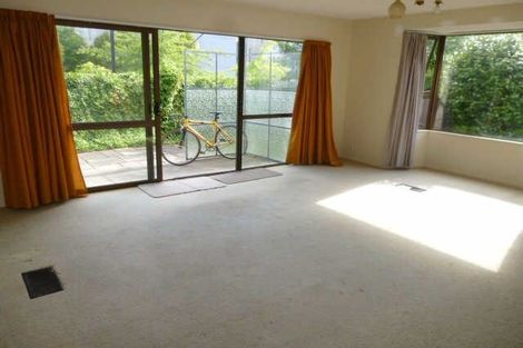 Photo of property in 2/14 Siska Place, Upper Riccarton, Christchurch, 8041