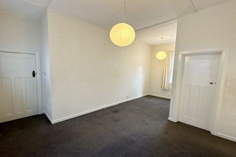 Photo of property in 123 Onepu Road, Lyall Bay, Wellington, 6022