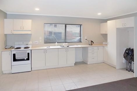 Photo of property in 13 Kora Avenue, Ranui, Auckland, 0612