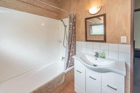 Photo of property in 97 Mowhanau Drive, Kai Iwi, Whanganui, 4574