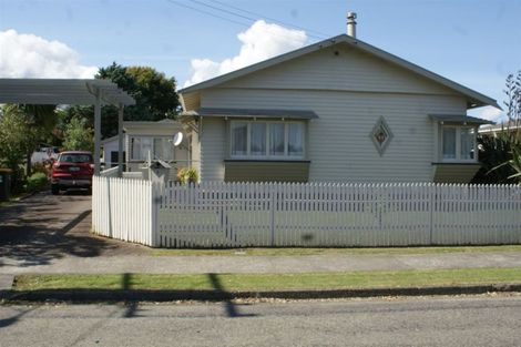 Photo of property in 8 Dittmer Street, Otaki, 5512