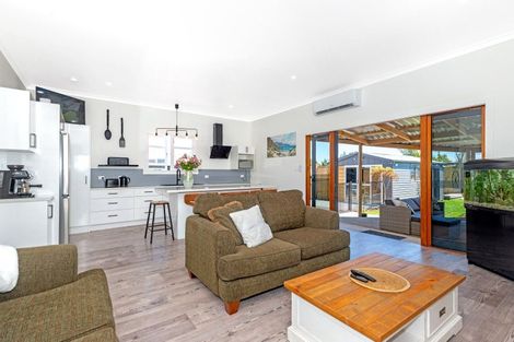 Photo of property in 21 Wellington Street, Te Hapara, Gisborne, 4010