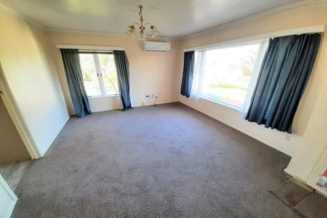 Photo of property in 2/27 Exmouth Road, Northcote, Auckland, 0627