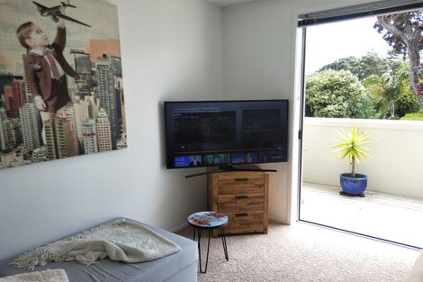 Photo of property in 19/3 Riverside Road, Orewa, 0931