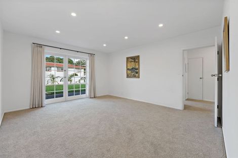 Photo of property in 1/25 James Evans Drive, Northcote, Auckland, 0627