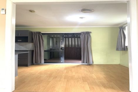 Photo of property in 58 Tiverton Road, Avondale, Auckland, 0600