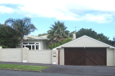 Photo of property in 39 Abbotsford Terrace, Devonport, Auckland, 0624