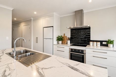 Photo of property in 6 Salers Lane, Papamoa, 3118