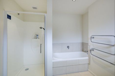 Photo of property in 72 Rochfort Road, Havelock North, 4130