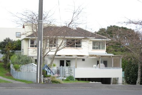 Photo of property in 14a Strandon Place, Strandon, New Plymouth, 4312