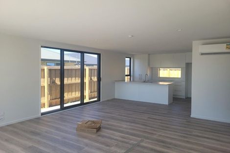 Photo of property in 15 Ellmers Street, Woodend, 7691