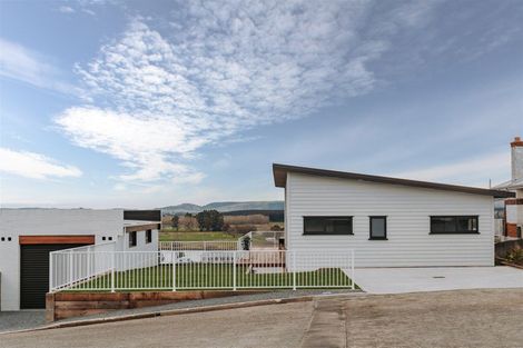 Photo of property in 40 Lowestoft Street, Balclutha, 9230