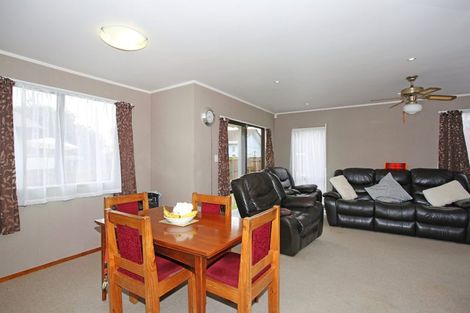 Photo of property in 3/4 Martha Lane, Weymouth, Auckland, 2103
