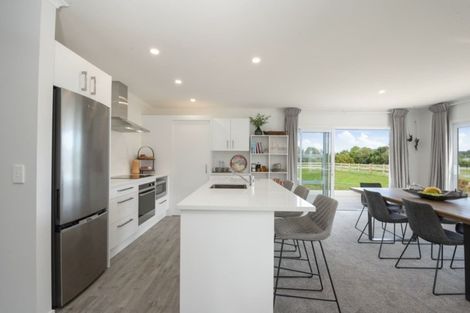 Photo of property in 13 Kahikatea Drive, Kinloch, Taupo, 3377