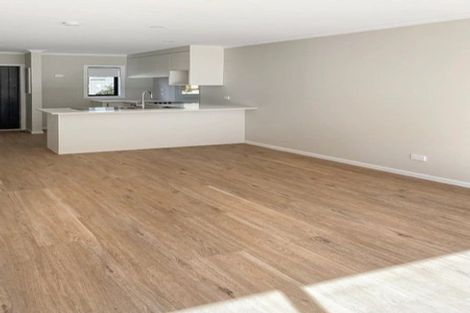 Photo of property in 7/125b Metcalfe Road, Ranui, Auckland, 0612