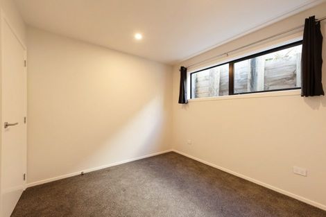 Photo of property in 3/1 Robert Street, Newlands, Wellington, 6037