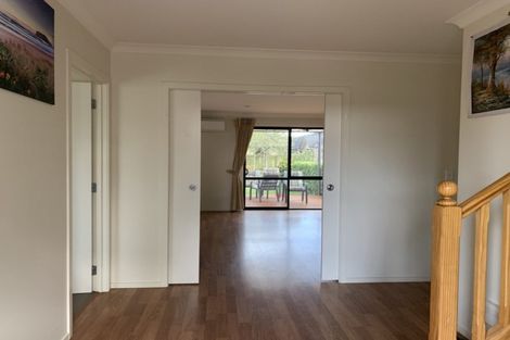 Photo of property in 17 Shalimar Place, Huntington, Hamilton, 3210