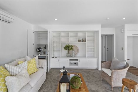 Photo of property in 14 Donovan Place, Aidanfield, Christchurch, 8025